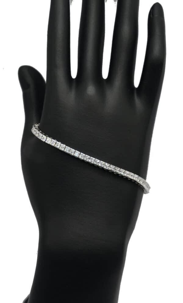 Luxurious Radiant Cut  Stones Bracelet