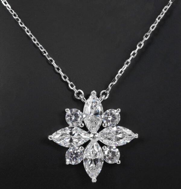Botanical Brilliance: Cluster Pendant Necklace with Sparkling Herbarium Elements 925 Sterling Silver
