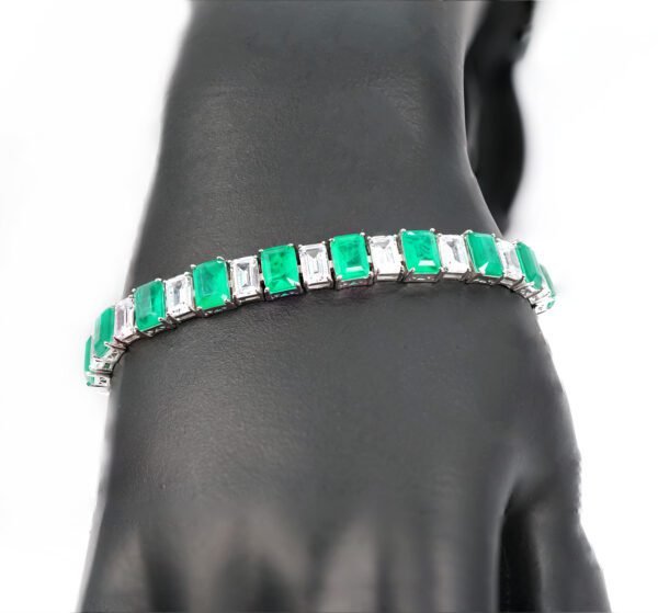Exquisite Sterling Silver Bracelet with Zircon and Simulated Emerald Stones - Image 2