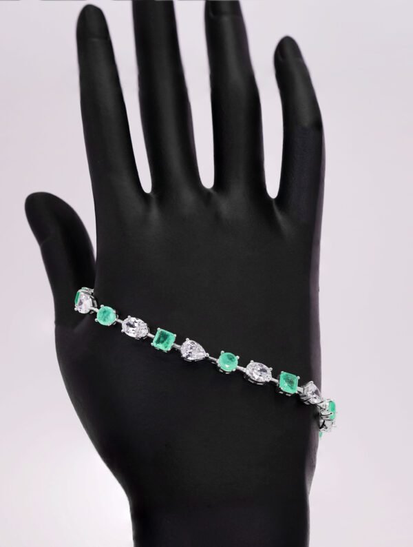 Enchanting Green Gemstone Bracelet with Natural Zircon and simulated Emerald in 925 Sterling Silver - Image 2