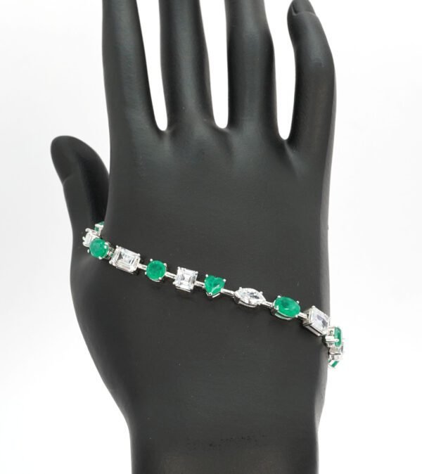 Exquisite 925 Silver Bracelet with Zircon and simulated Emerald Gemstones in Multishapes - Image 3