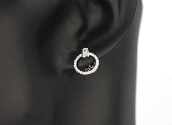 Sterling Silver Circle Stud Earrings with Sparkling Zircon Stones - Elegant and Timeless Jewelry - Image 2