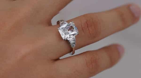 Stunning Sterling Silver Ring with Large Rectangular Zircon Stone and Two Side Stones
