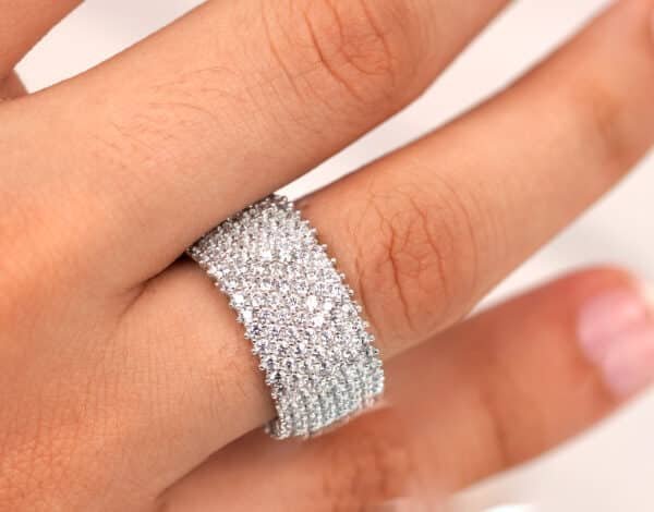 Stunning Sterling Silver Ring with 8 Rows of Sparkling Zircon Stones Surrounding the Band