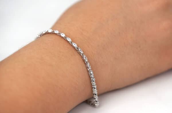 Sparkling Elegance: Sterling Silver Tennis Bracelet with Dazzling Zircon Stones