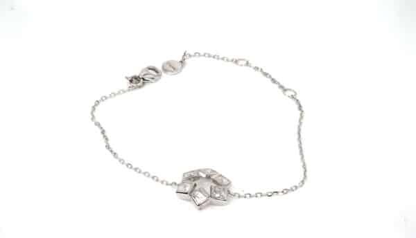 Stunning Sterling Silver Star Bracelet with 5 Square Zircon Stone-Studded Star Shapes and a Central Star Gap - Image 2