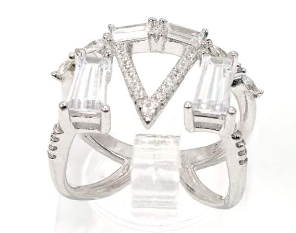 Statement Sterling Silver Ring with V-Shaped Design and Sparkling Rectangular Zircon Stones - Image 3