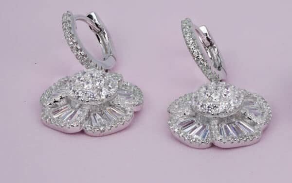 Sparkling Sterling Silver Jewelry Set with Zircon Flowers - Ring, Earrings, and Necklace - Image 2