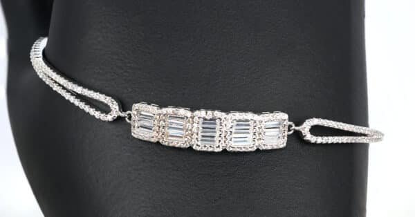 Stunning Sterling Silver Bracelet with 5 Square Zircon-Embellished Shapes and Delicate Surrounding Stones - Image 3