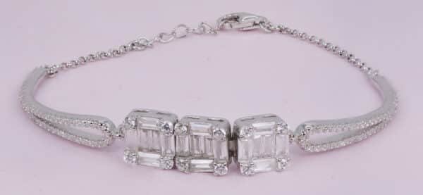 Stunning Sterling Silver Bracelet with Square Zircon Centerpiece and Surrounding Sparkling Stones - Image 2