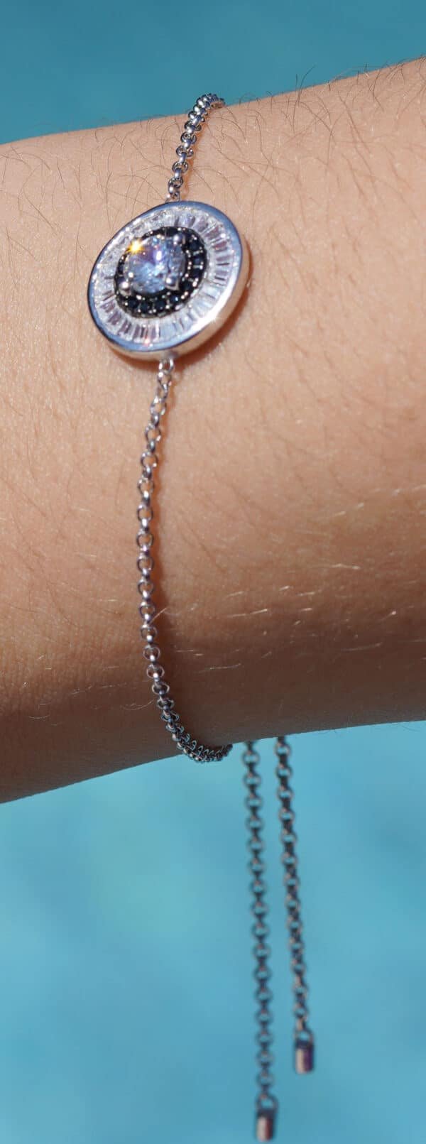 Stunning Sterling Silver Bracelet with Circle-Shaped Design, Featuring a Large Zircon Stone in the Center and Delicate Surrounding Stones - Image 2