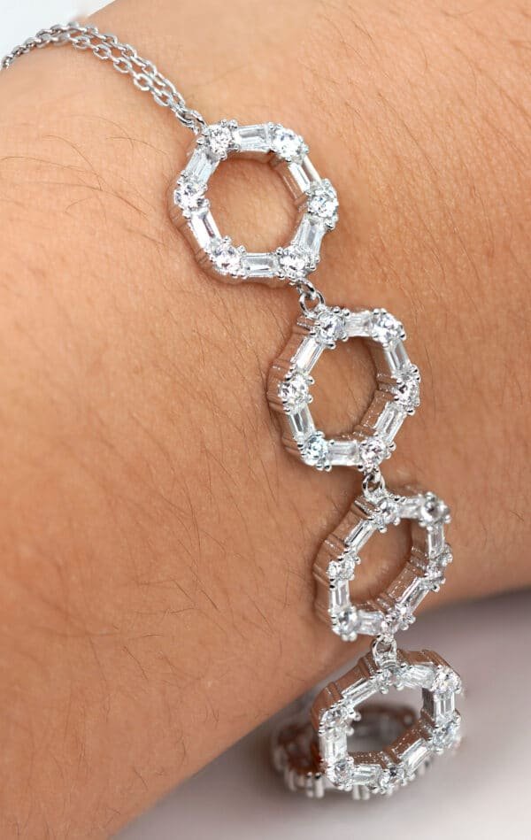 Adjustable Hexagon Sterling Silver Bracelet with 5 Multishaped Zircon Stones for a Bold and Dazzling Look - Image 3