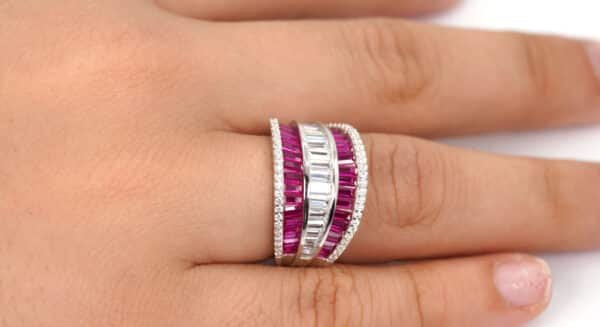 Stunning Sterling Silver Ring with Vibrant Fuchsia Zircon Gemstones and Sparkling Synthetic Stone Accents