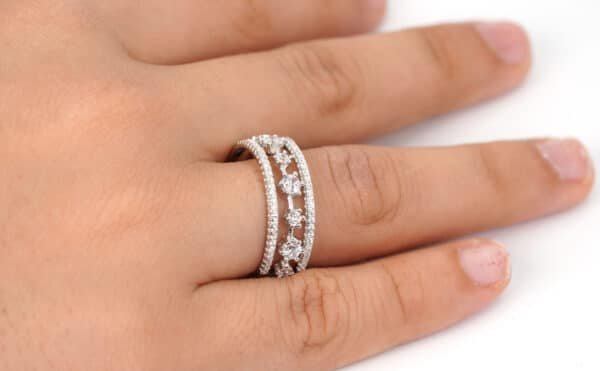 Stunning Sterling Silver Ring with Delicate Zircon Accents