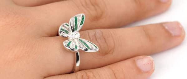 Exquisite Sterling Silver Butterfly Ring with Sparkling Simulated Emerald and Zircon Stones