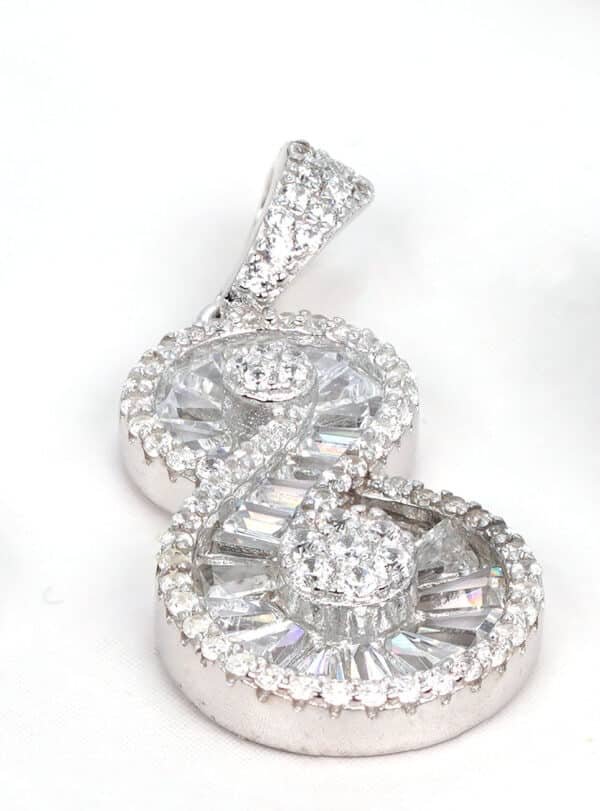 Timeless Elegance: Sterling Silver Jewelry Set with Zircon Stones in Graduating Sizes - Image 4