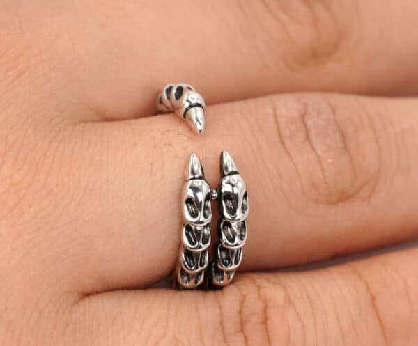 Unique Sterling Silver Ring with Scorpion Tail and Double Skull Design - Image 4