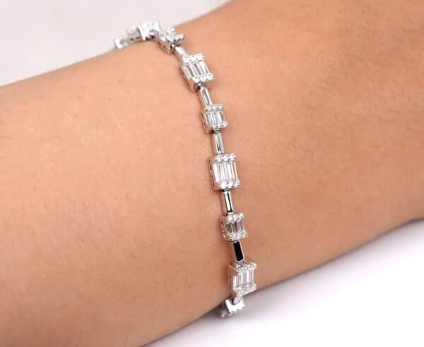 Zircon-accented Sterling Silver Link Bracelet with Rectangular Pendants