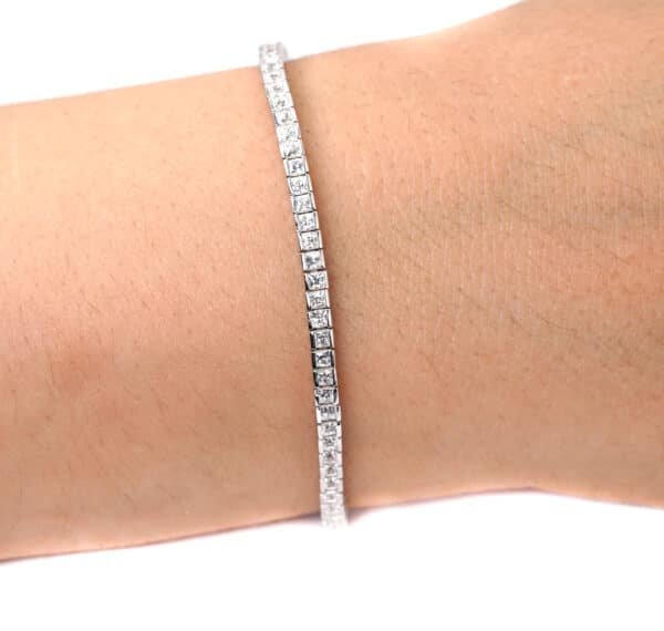 Sparkling 5A Quality Zircon Stone Sterling Silver Tennis Bracelet, Rhodium-Plated for Lasting Shine