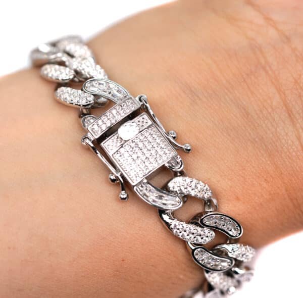 Unique Sterling Silver Chain Bracelet with Stamped and Diamond-Shaped Zircon Stones - Image 3