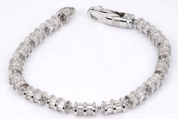 Sparkling Sterling Silver Bracelet with Cylindrical Zircon Stones - Image 5