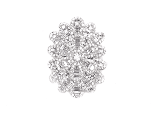 Floral Majesty Silver Statement Ring zirconia – Jewelry Grande - Image 2