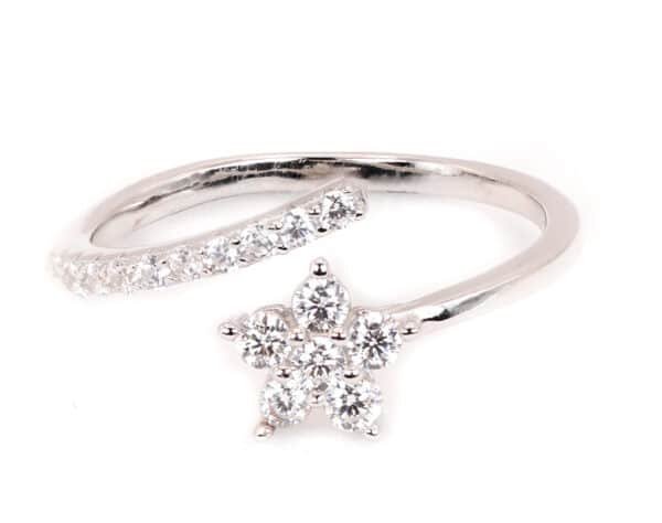 925 Sterling Silver Sparkling Floral Adjustable Ring with zirconia diamonds - Image 3